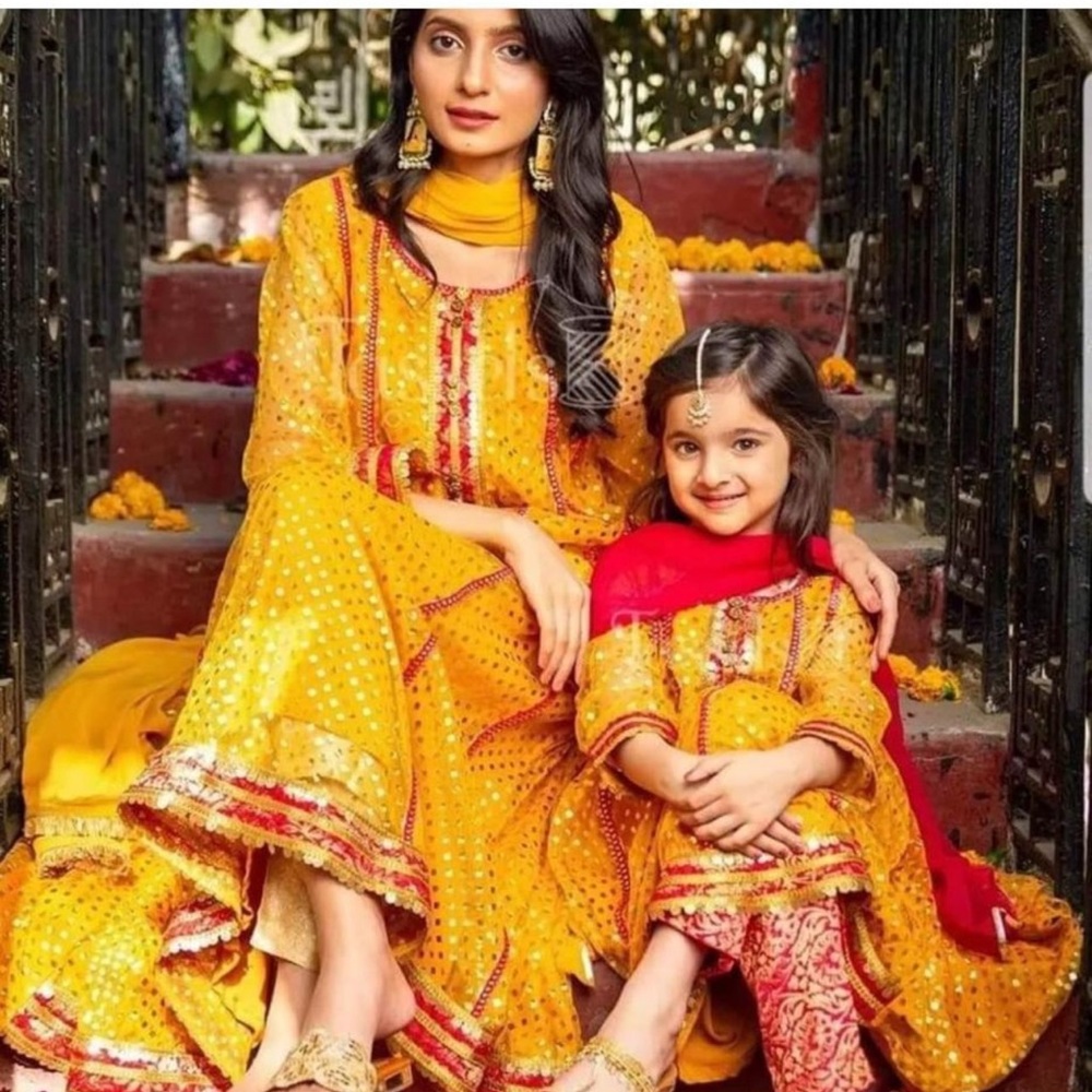 Pakistani mayo/haldi function dress SIZE M